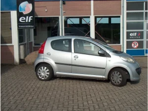 Peugeot 107 1.0-12V XR, foto 2