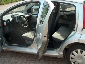 Peugeot 107 1.0-12V XR, foto 4